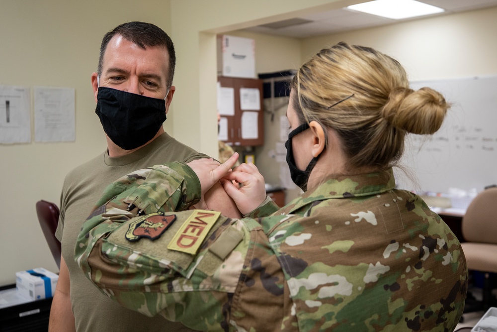 Nebraska Soldiers, Airmen receive COVID-19 vaccine