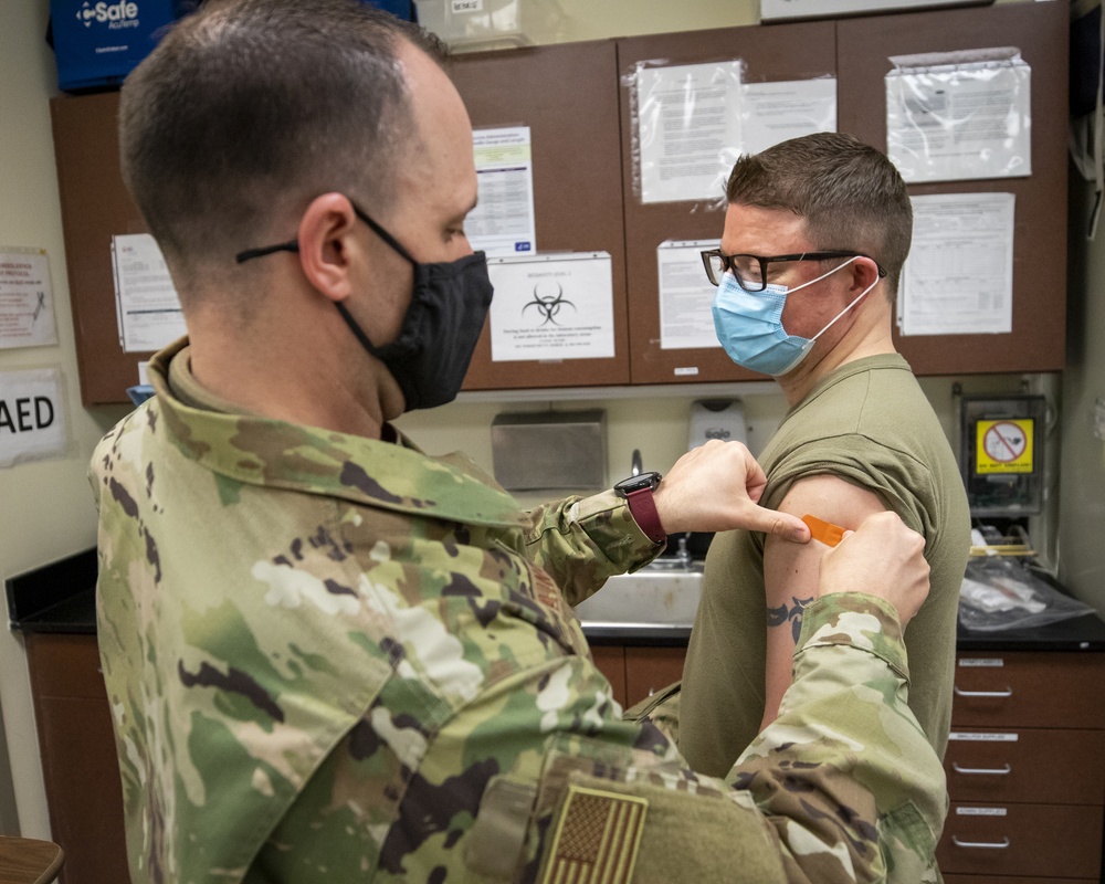 Nebraska Soldiers, Airmen receive COVID-19 vaccine