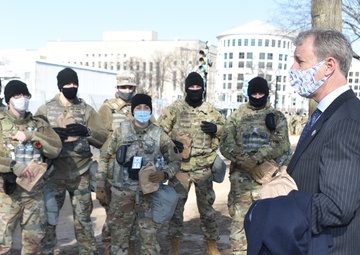 Pennsylvania Congressmen recognize Guard members while on duty to protect the Capitol
