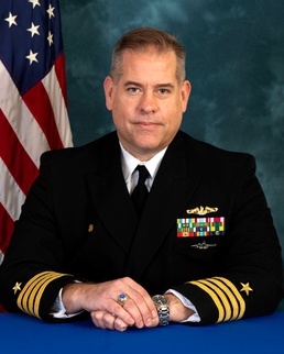 Submarine Squadron 17 Welcomes New Commodore