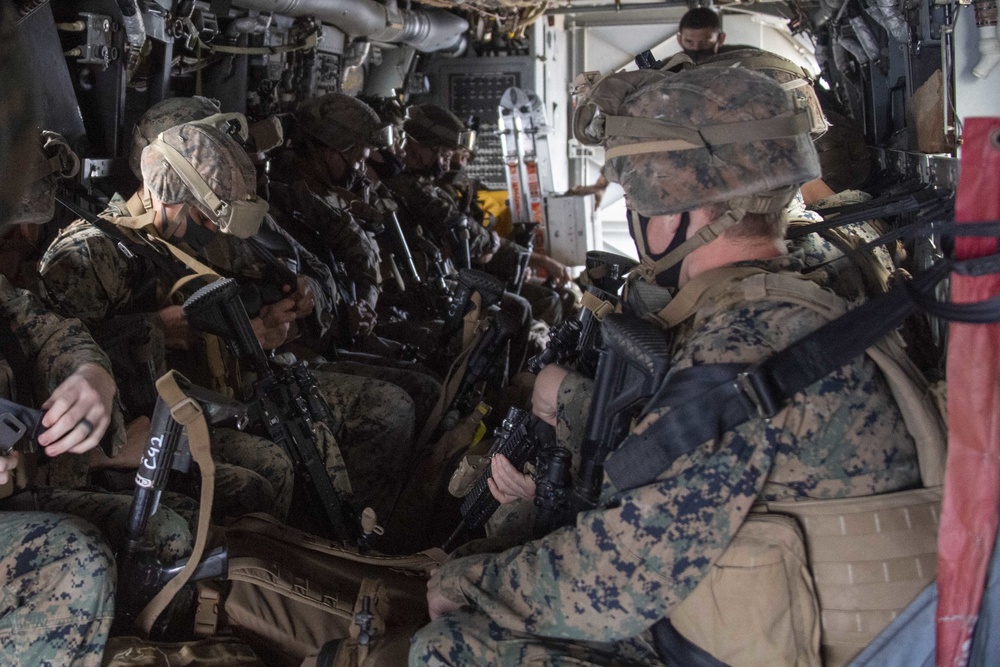 Marines Train aboard USS America (LHA 6)