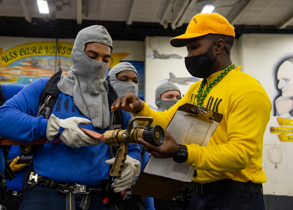 USS Carl Vinson (CVN 70) Conducts General Quarters