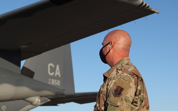 Soldiers depart JFTB Los Alamitos to provide civil support for Inauguration Day