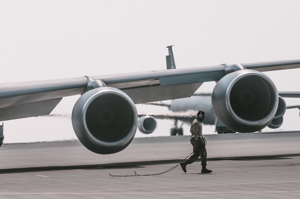 AUAB launches KC-135 Stratotanker for first ever U.S.-Qatar air refuel