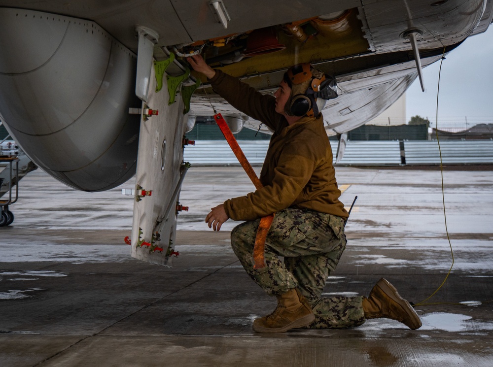 VP-46 Engine Maintenance