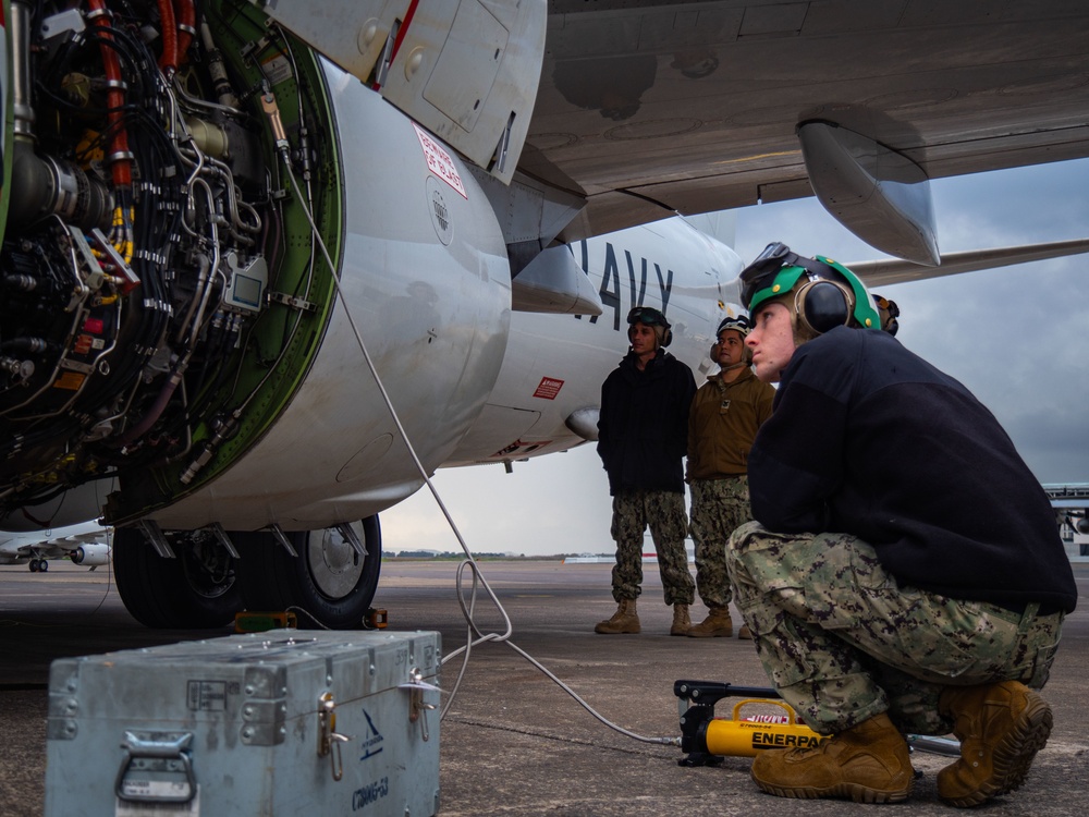 VP-46 Engine Maintenance