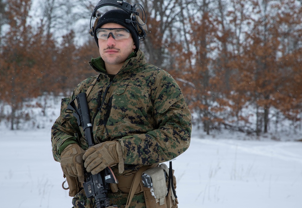 2nd ANGLICO conducts close combat maneuver training