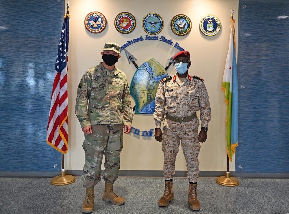 Djiboutian Armed Forces Chief of Staff visits CJTF-HOA