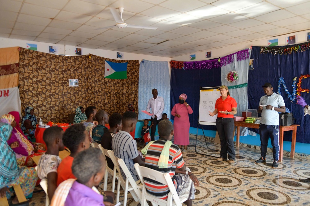 Civil Affairs East Africa participates in veterinary exchange