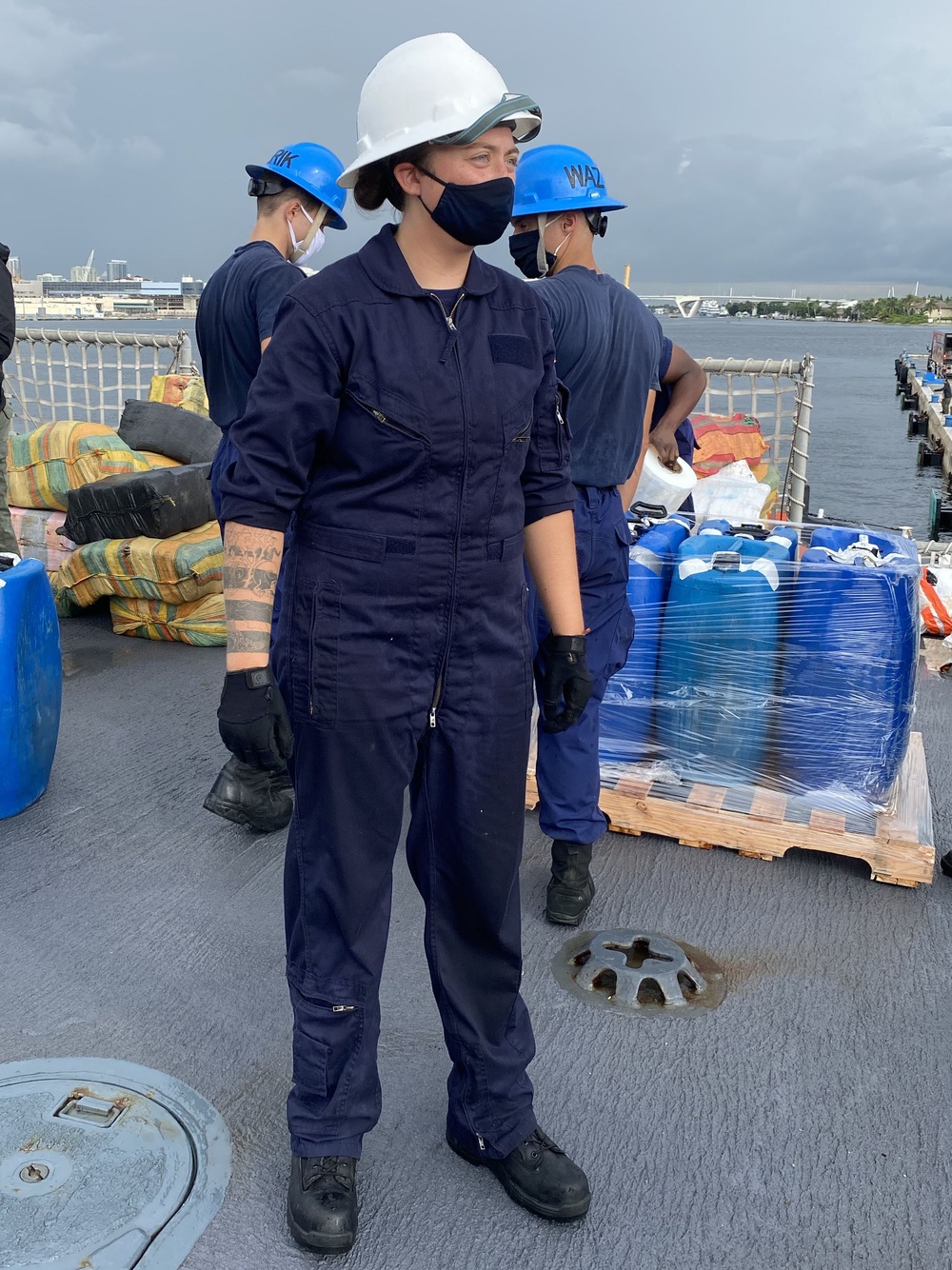 Coast Guard Cutter Escanaba offloads $85.9 million in narcotics at Port Everglades, Florida