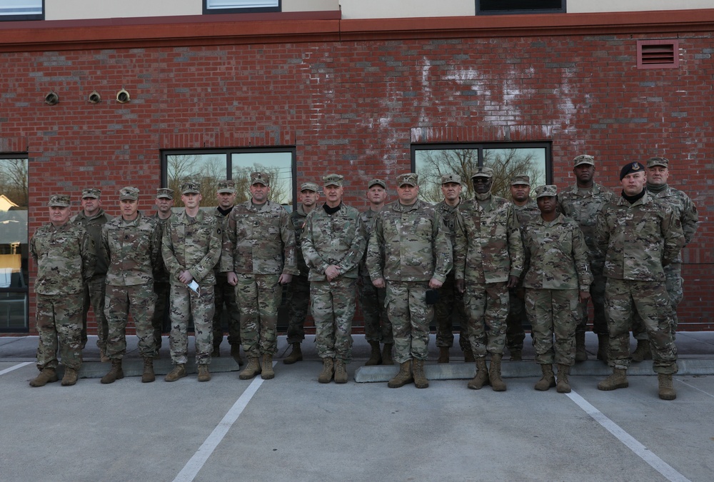 Lt. Gen. Jon Jensen visits Minnesota National Guard Soldiers and Airmen supporting the Presidential Inauguration