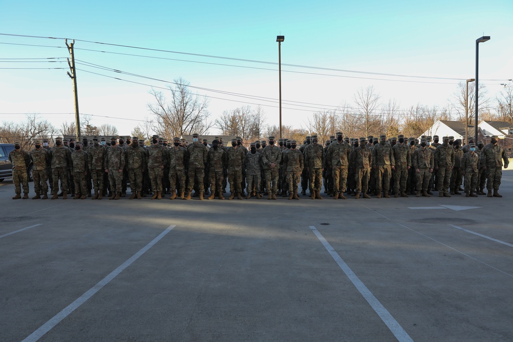 Lt. Gen. Jon Jensen visits Minnesota National Guard Soldiers and Airmen supporting the Presidential Inauguration