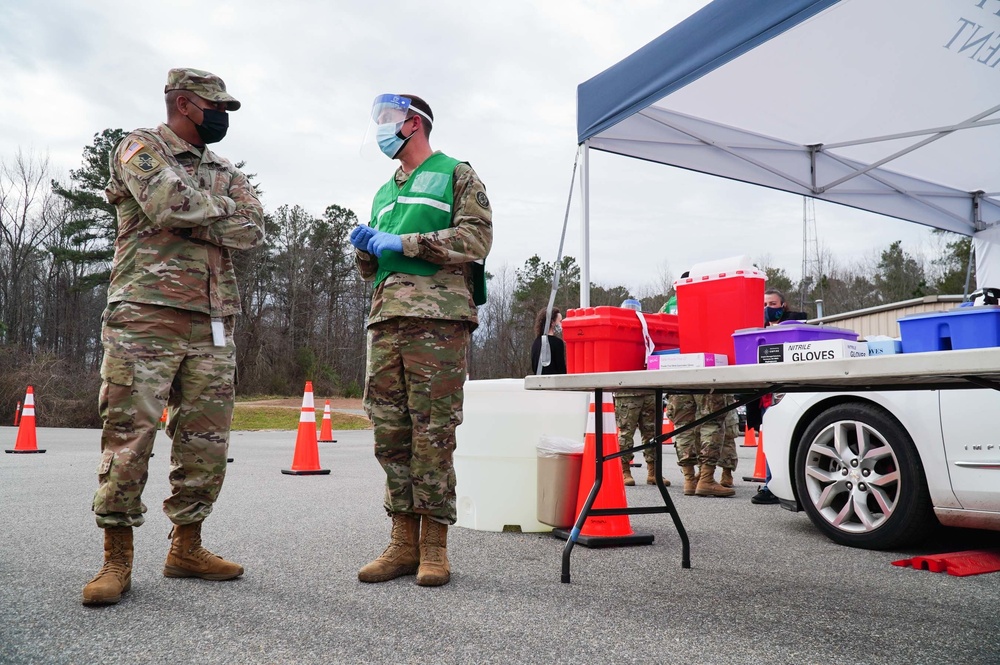 Army medics vaccinate local citizens in St. Mary's County, Md.