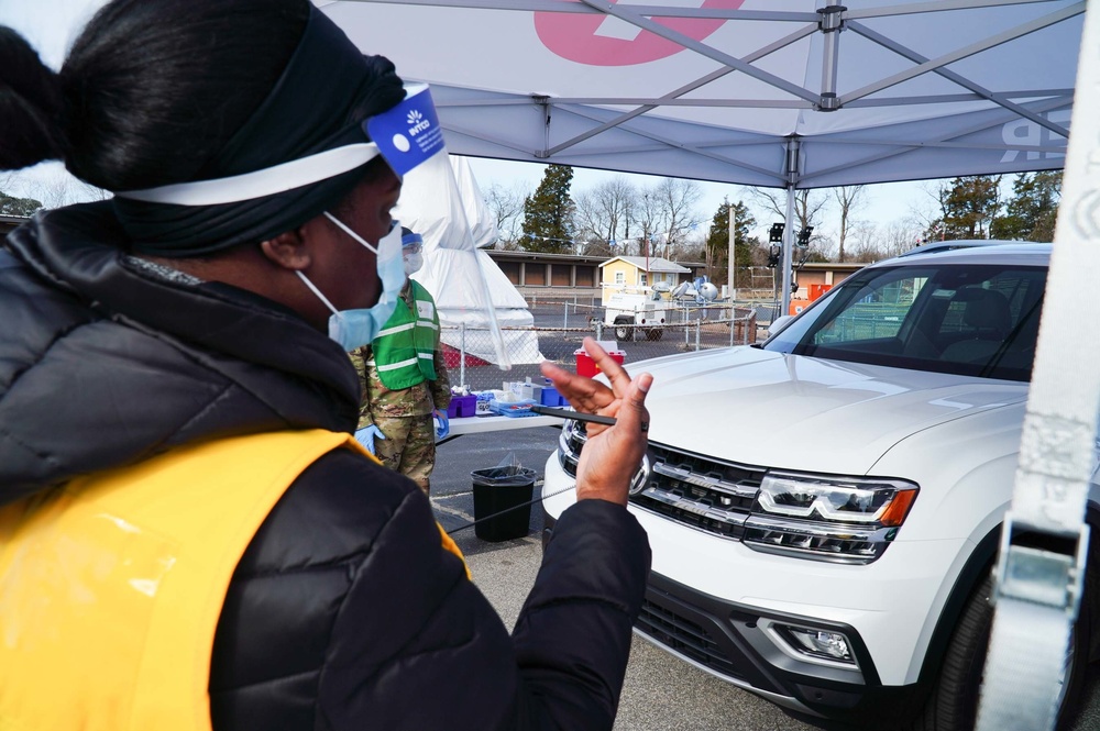 Army medics vaccinate local citizens in St. Mary's County, Md.