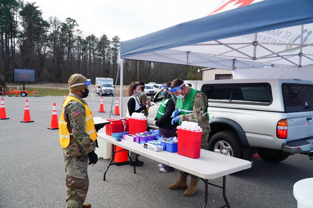 Army medics vaccinate local citizens in St. Mary's County, Md.