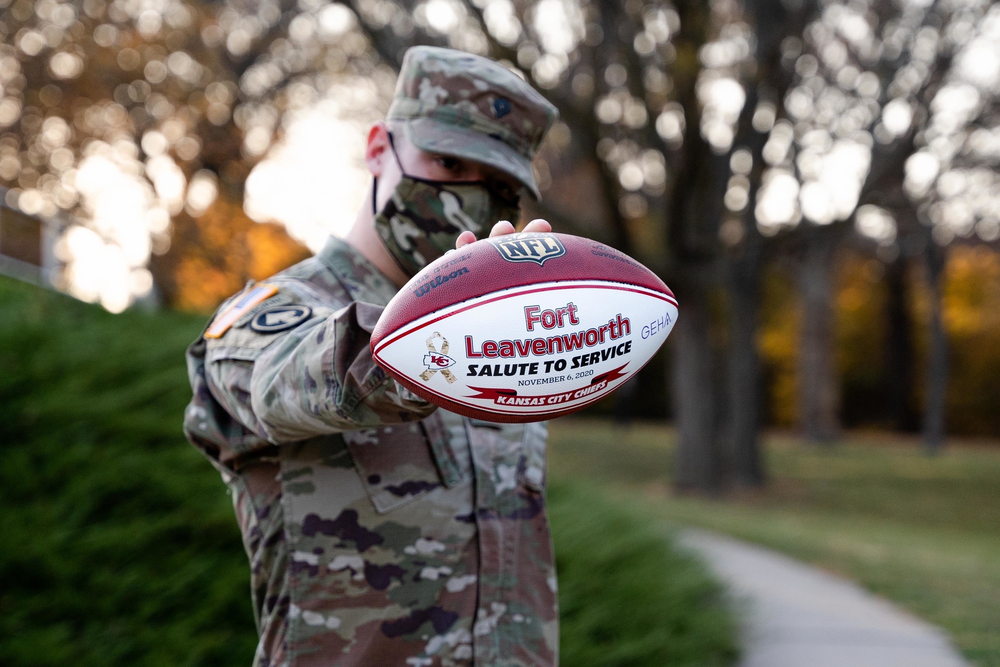 DVIDS - Images - Kansas City Chiefs award football to Soldier of the Year