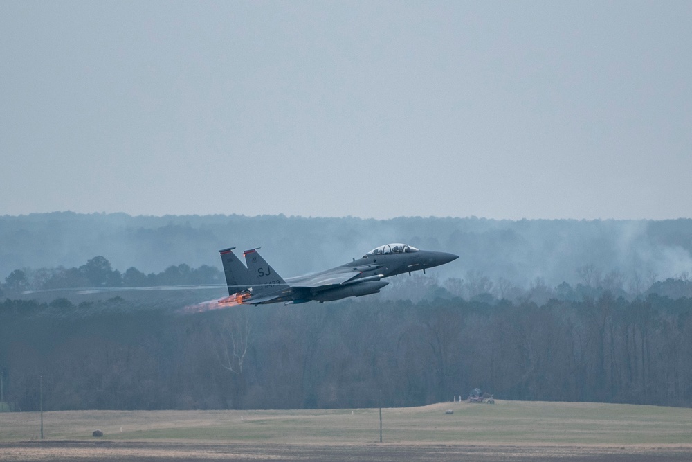 333rd Fighter Squadron F-15E Strike Eagles take off at SJAFB