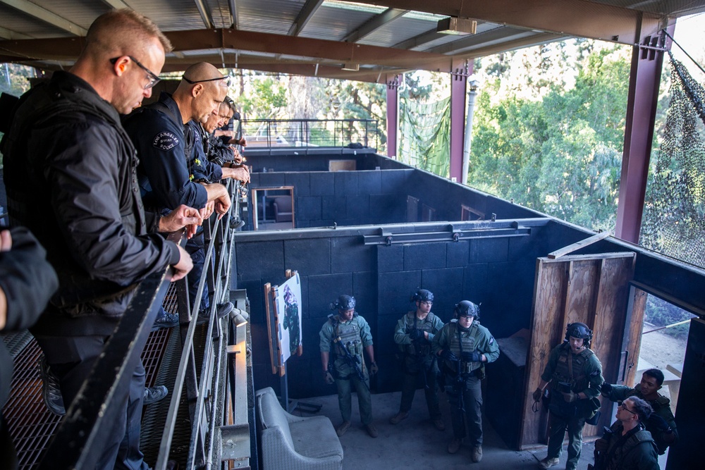 Better together; MAGTF-TC SRT Marines train at the LAPD SWAT Academy