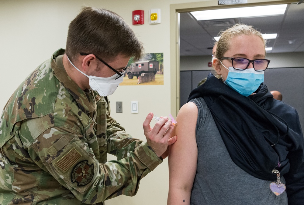 Dover AFB continues with COVID-19 vaccinations