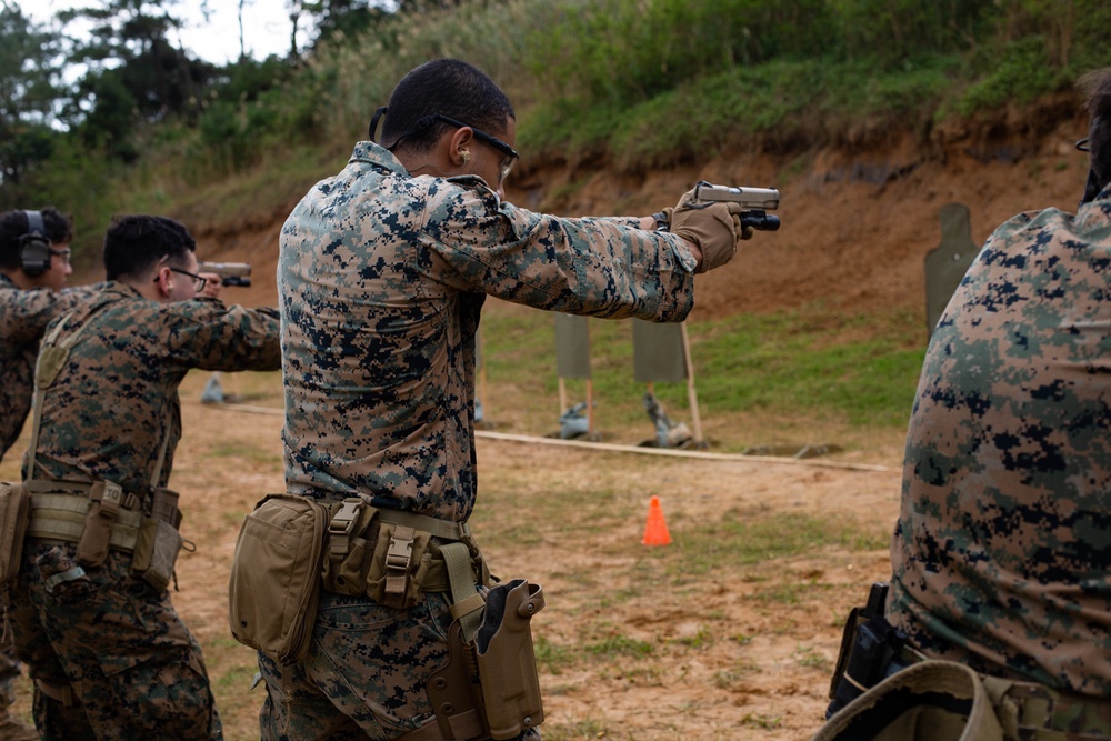 3D RECON CONDUCTS CLOSE-QUARTERS BATTLE TRAINING