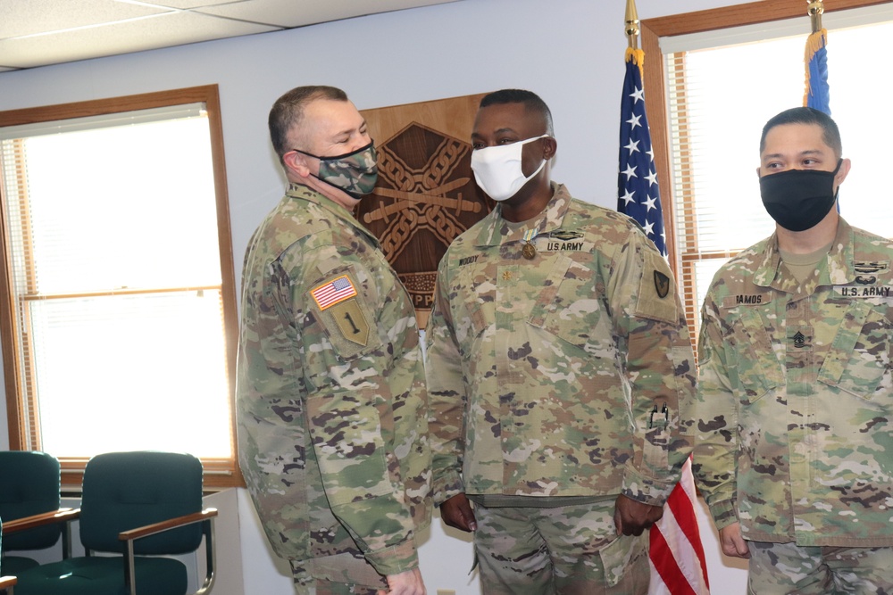 Fort McCoy Garrison Soldiers awarded Military Outstanding Volunteer Service Medal