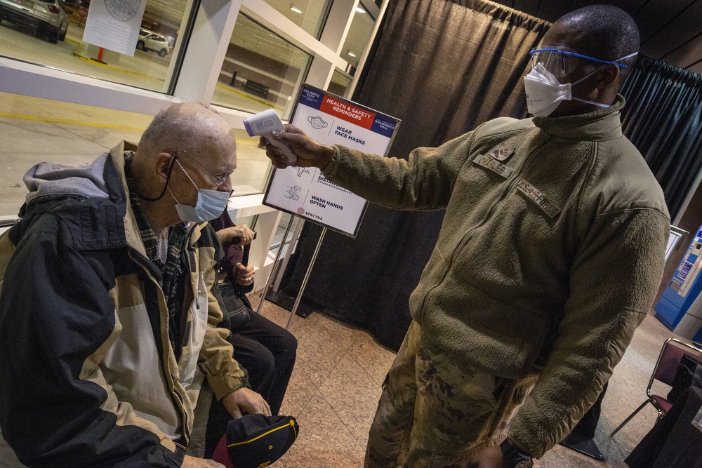 Airmen support Atlantic vaccine site