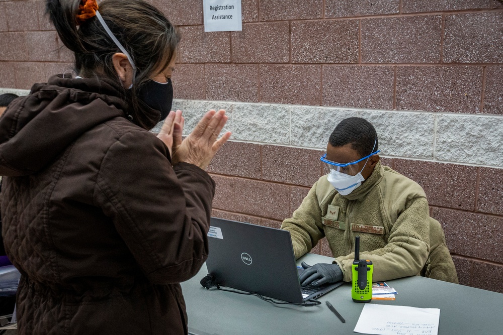 Airmen support Atlantic vaccine site