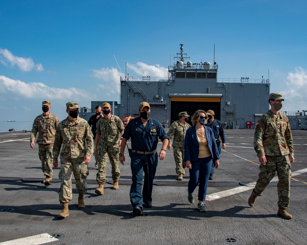 USS Hershel &quot;Woody&quot; Williams in Djibouti