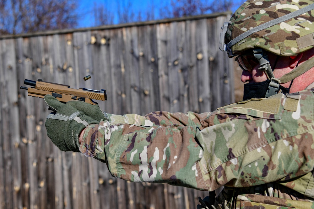 M17 pistol training