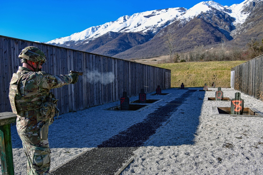 M17 pistol training