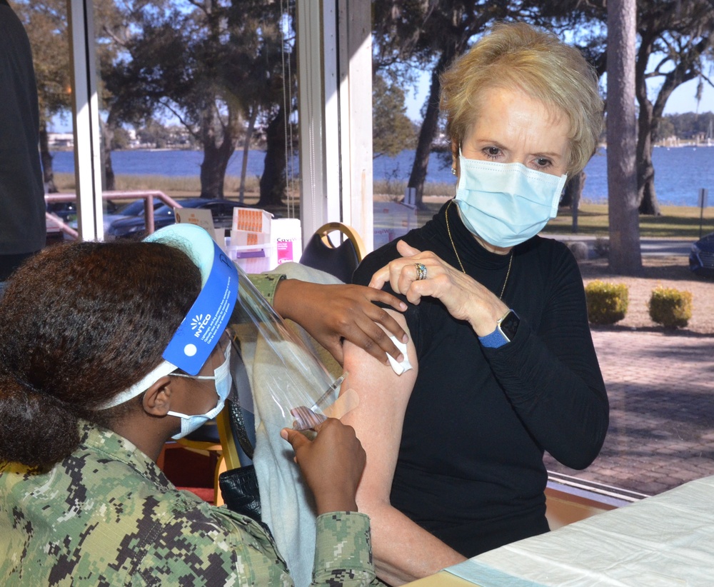 COVID vaccine: 75 +
