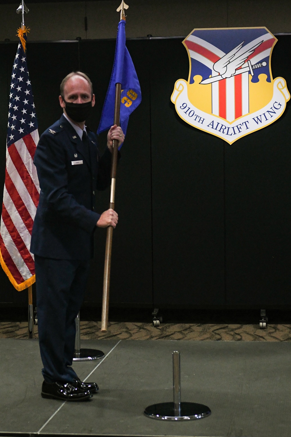 Lt. Col. Lawson assumes command of 910th OG