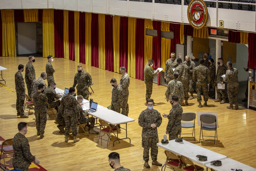 II MEF begins COVID-19 vaccinations at the Goettge Memorial Field House.