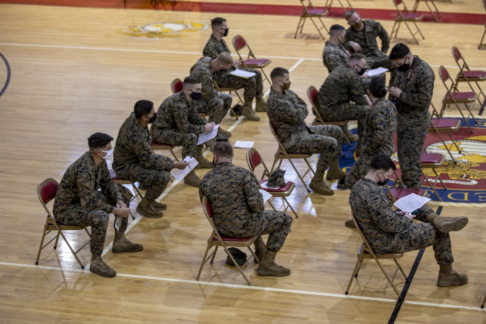 II MEF begins COVID-19 vaccinations at the Goettge Memorial Field House.