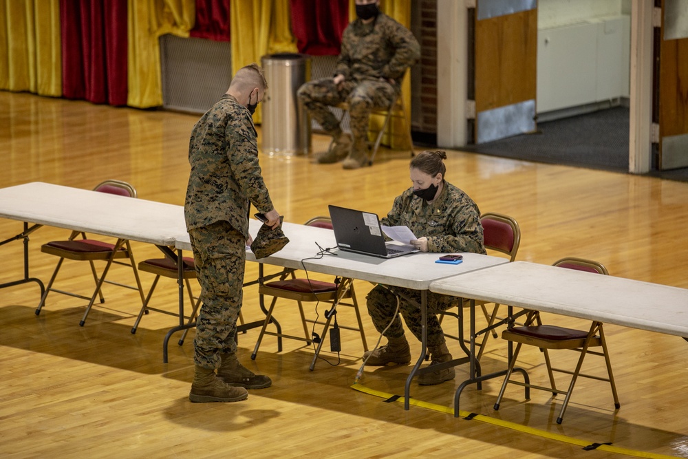 II MEF begins COVID-19 vaccinations at the Goettge Memorial Field House.