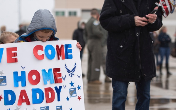 180FW Airmen Return from Deployment