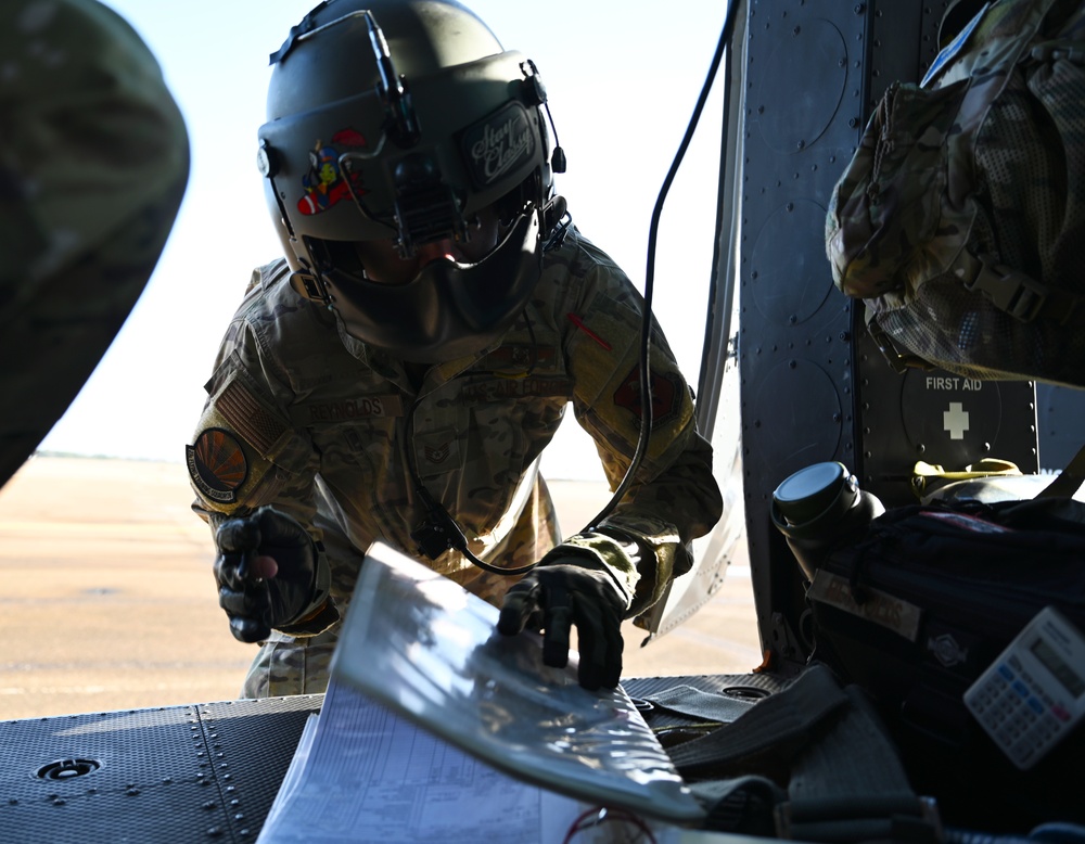 Helicopter rides excite Columbus AFB students