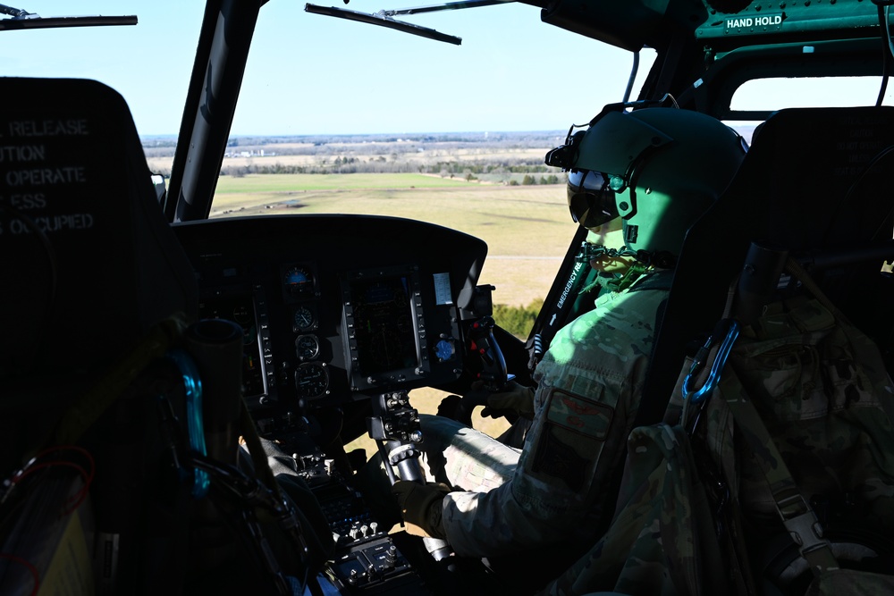 Helicopter rides excite Columbus AFB students