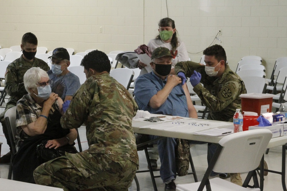 Arizona National Guard Medics help support La Paz County Health Department Covid Vaccination Site.