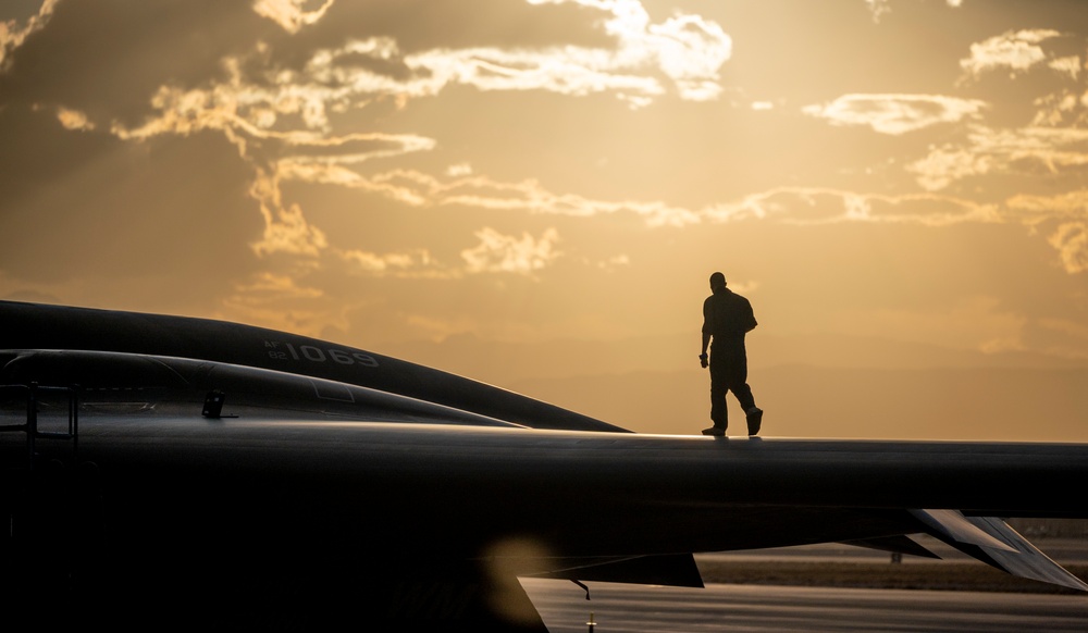 B-2 Spirit arrives at Nellis AFB for Red Flag 21-1
