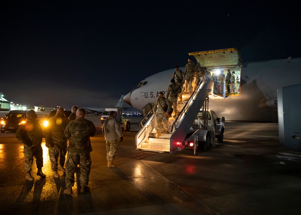 Utah National Guard Soldiers arrive back in Utah after presidential inauguration