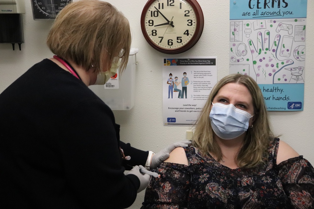 First COVID-19 vaccinations take place at Fort McCoy