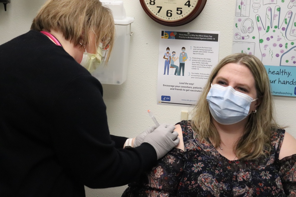 First COVID-19 vaccinations take place at Fort McCoy