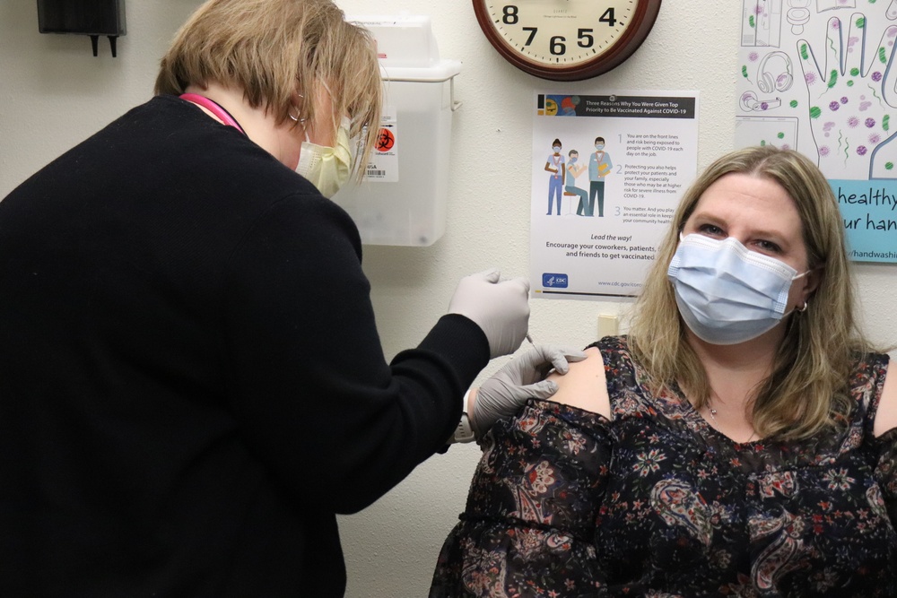 First COVID-19 vaccinations take place at Fort McCoy