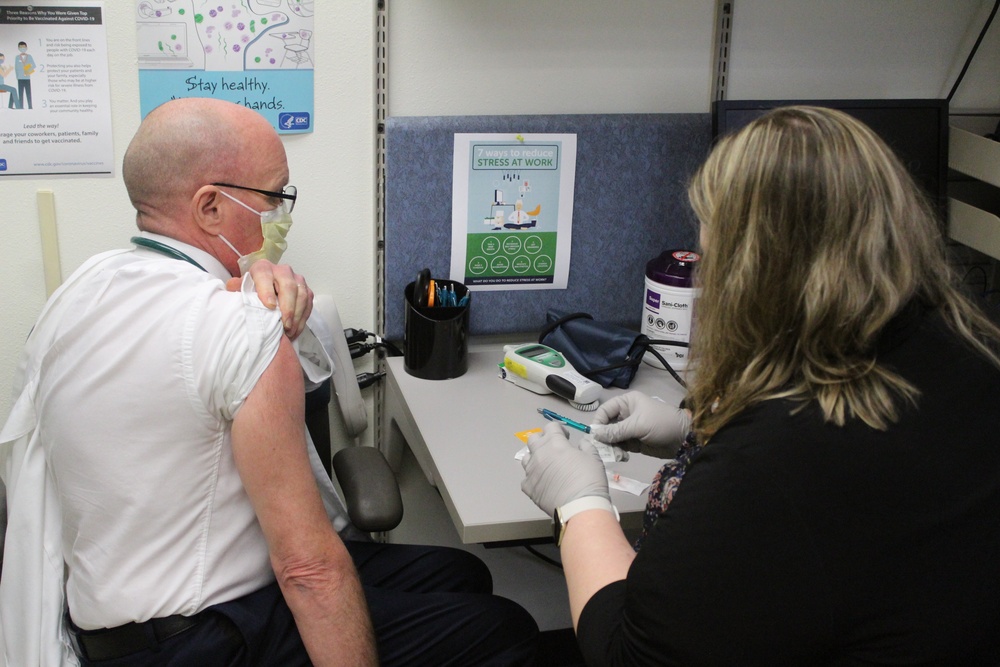 Fort McCoy personnel receive first COVID-19 vaccinations at installation