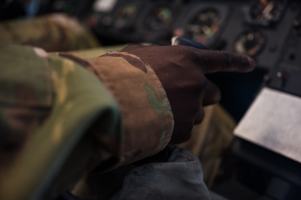 KC-10 fuels bomber mission