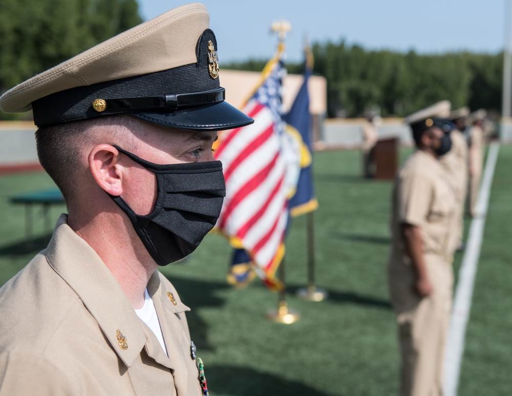 NAVCENT, U.S. 5th Fleet, CMF Chiefs Receive Their Anchors