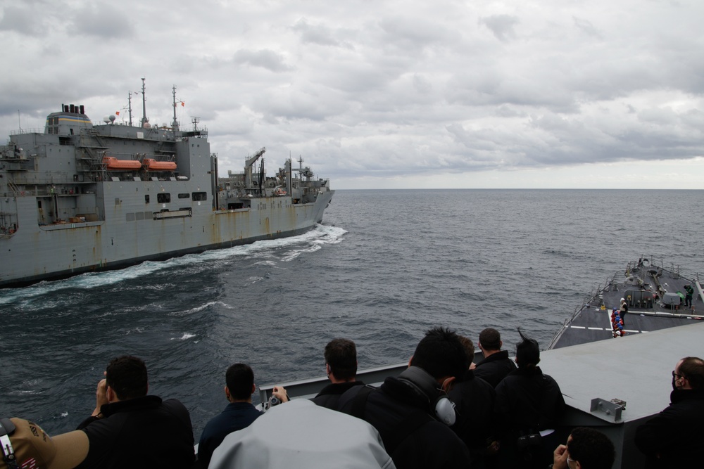 USS Mahan Underway Replenishment