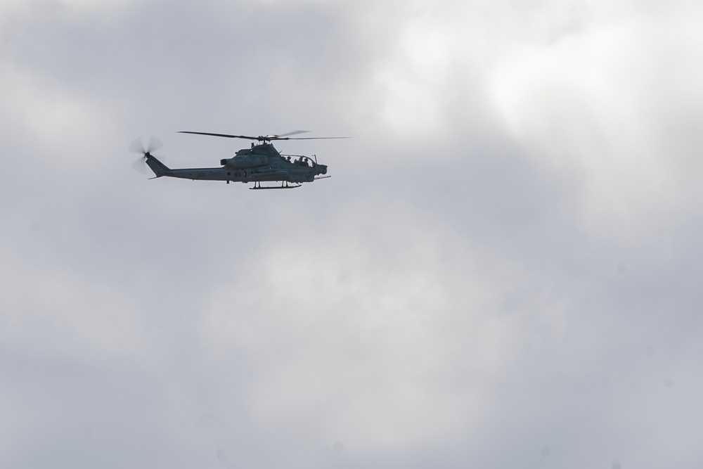 Marines with the 11th MEU conduct raid training