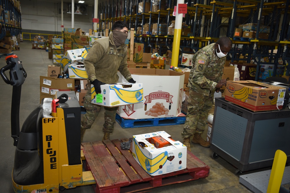 South Carolina National Guard Soldiers continue Harvest Hope Food Bank support